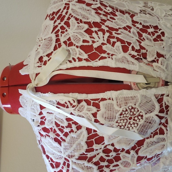 Lace top - Picture 4 of 7